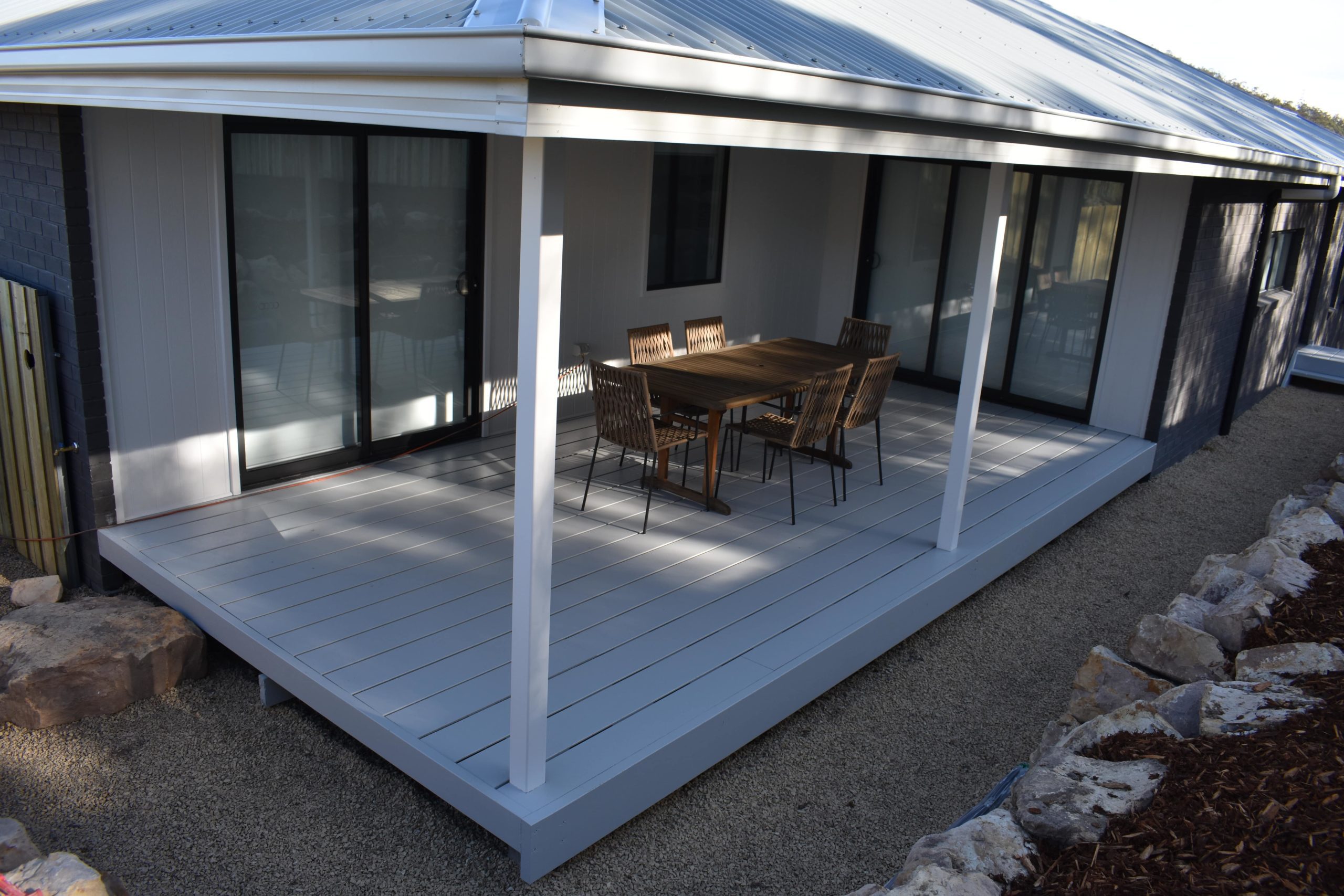 Cavalier Homes Display Home Deck - Products supplied by Clennett's Mitre 10